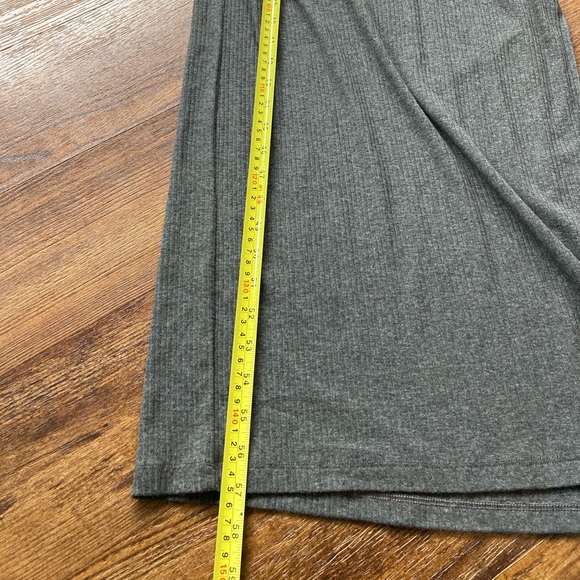 Grey Ribbed Maxi Dress With Slit - Picture 7 of 8